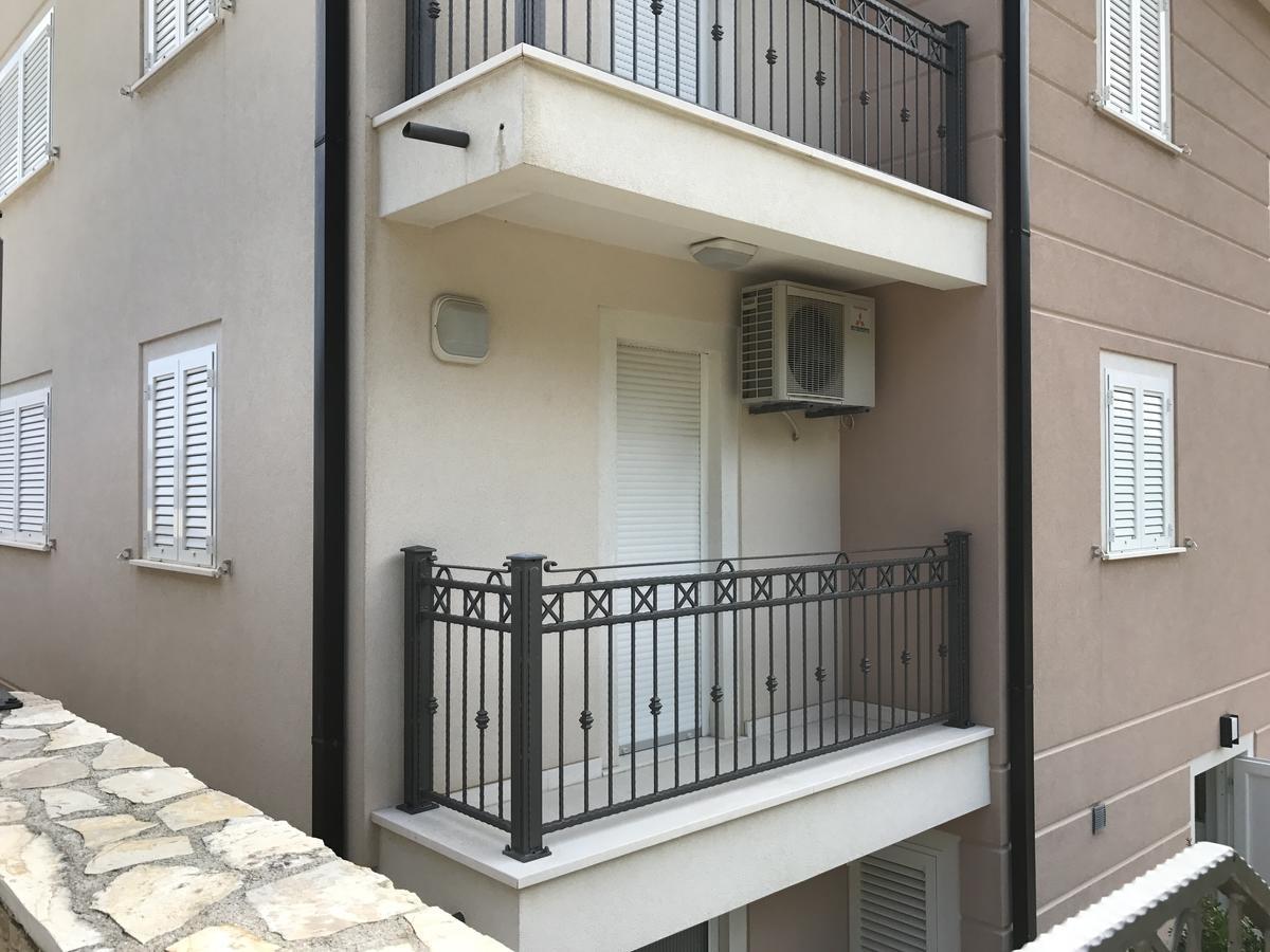 Ana Exclusive Apartments Jelsa  Exterior photo